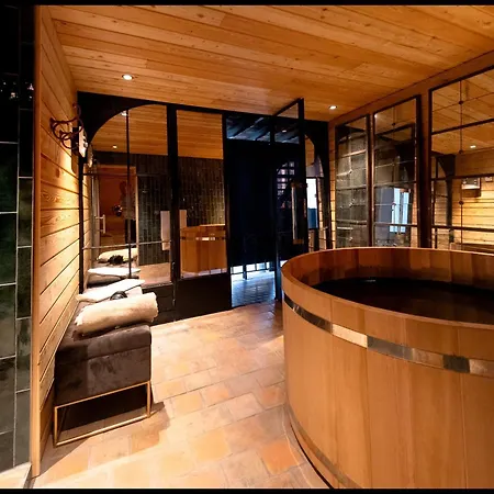 La Chapelle Du Carmel - Centre - 340 M2 - - Cinema - Parking - Villa *